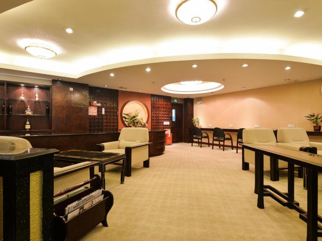 New Pearl River Hotel Canton Extérieur photo