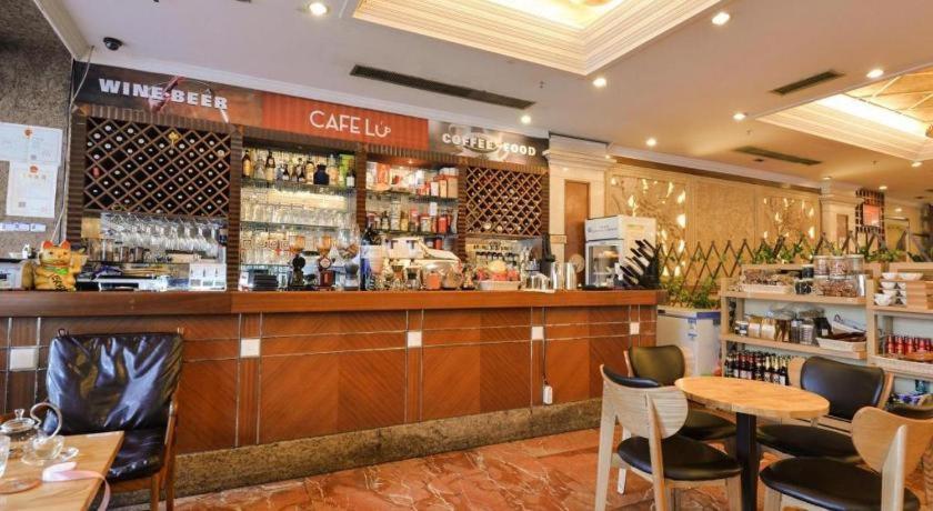 New Pearl River Hotel Canton Extérieur photo